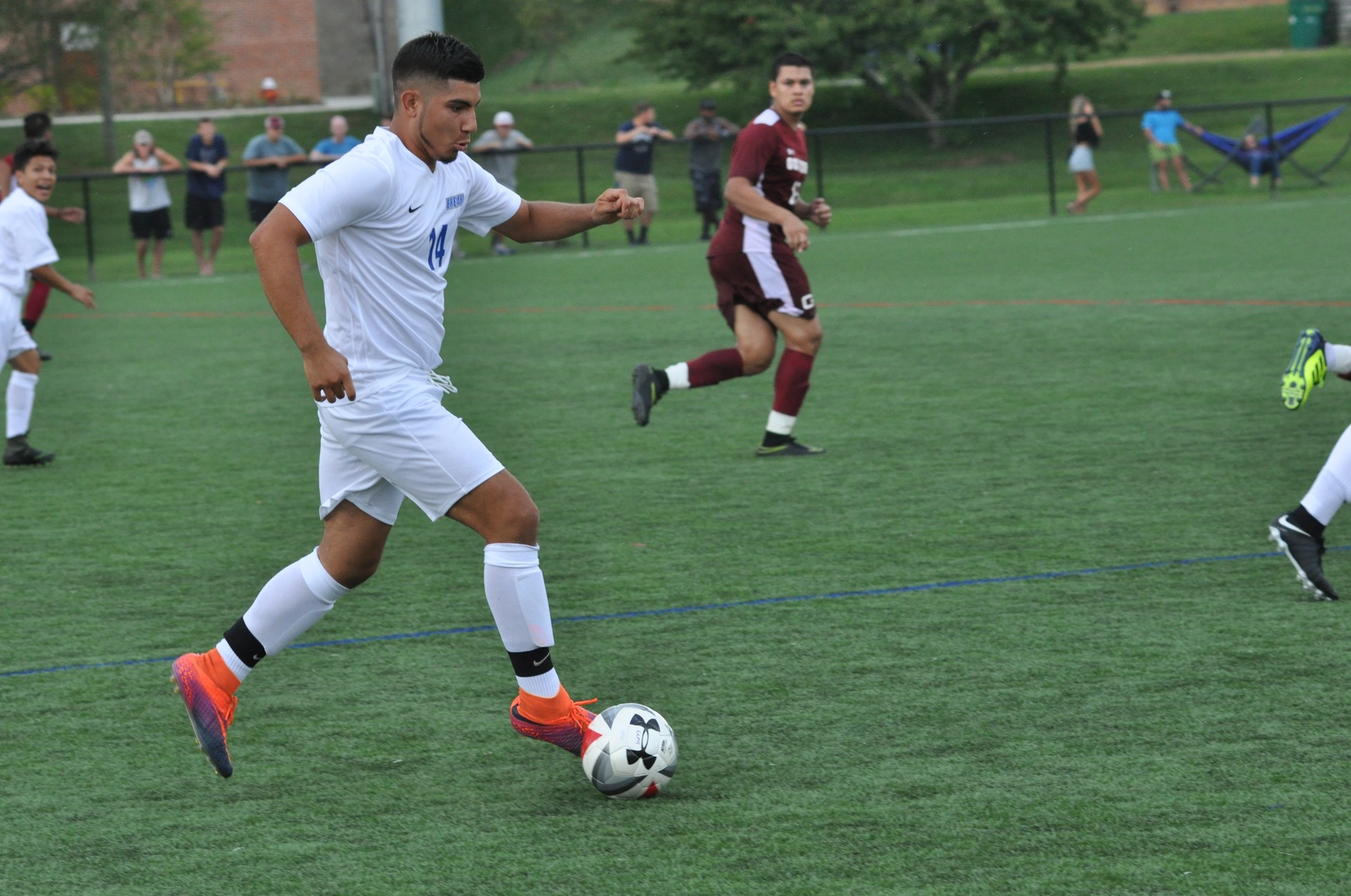 Men's soccer looks to bounce back in weekend matches