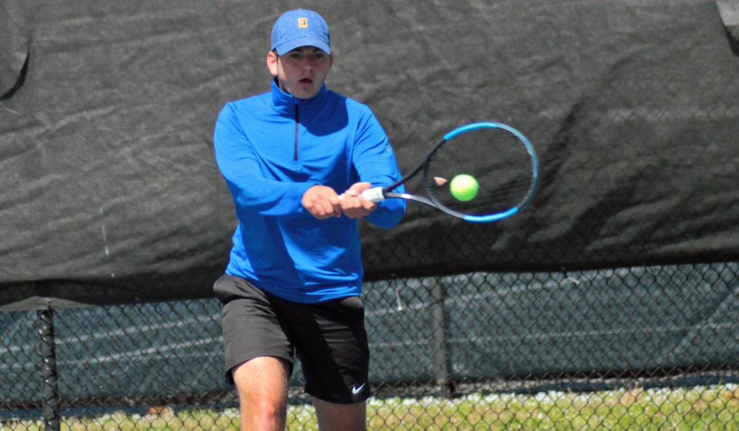 Win Streak Reaches Four Matches for Men’s Tennis with Win at Maryville