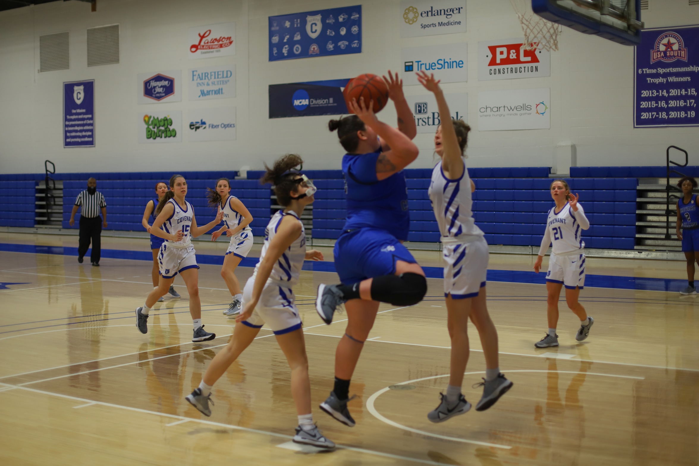 Avery Lockwood (10 points, eight rebounds) goes up for a layup at Covenant (Photo courtesy of Joshua McDonald/Covenant Sports Information).