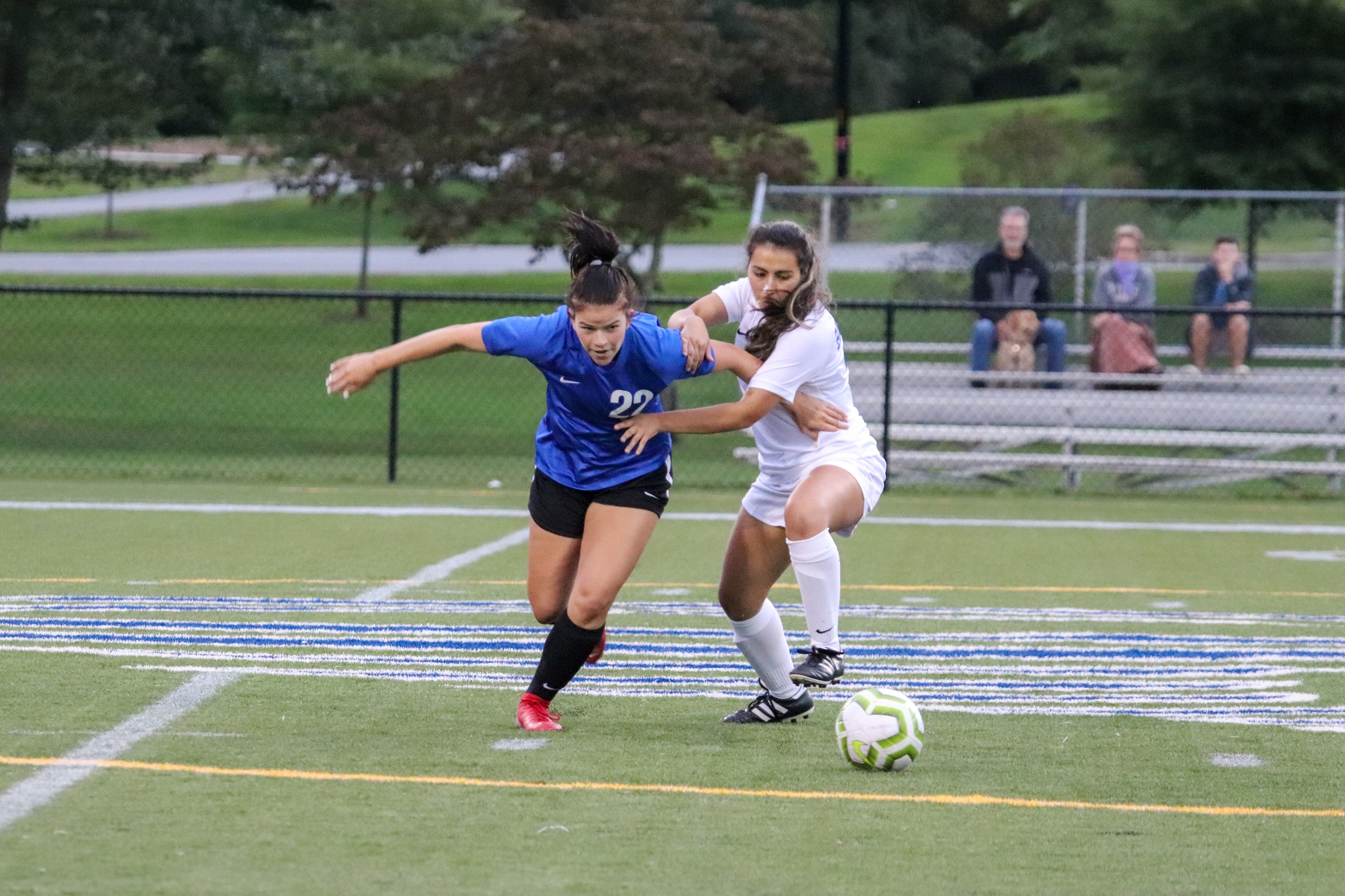 Taylor Richardson (left) in action during the Fall portion of BC's 2020-21 campaign (Photo courtesy of Victoria Brayman '22).