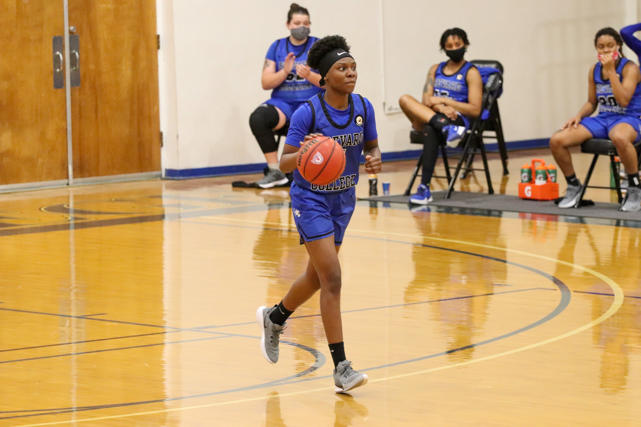 Chyna Pouncey totaled 10 points on 4-of-4 shooting (Photo courtesy of Victoria Brayman '22)